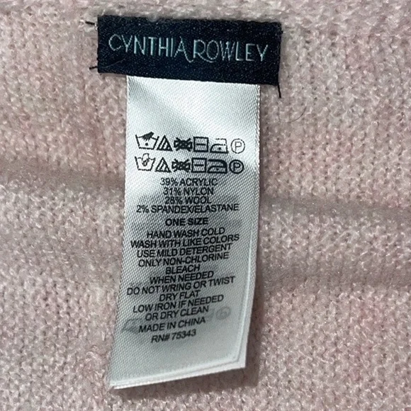 Cynthia Rowley Infinity Scarf Knit Pink - Picture 2 of 3